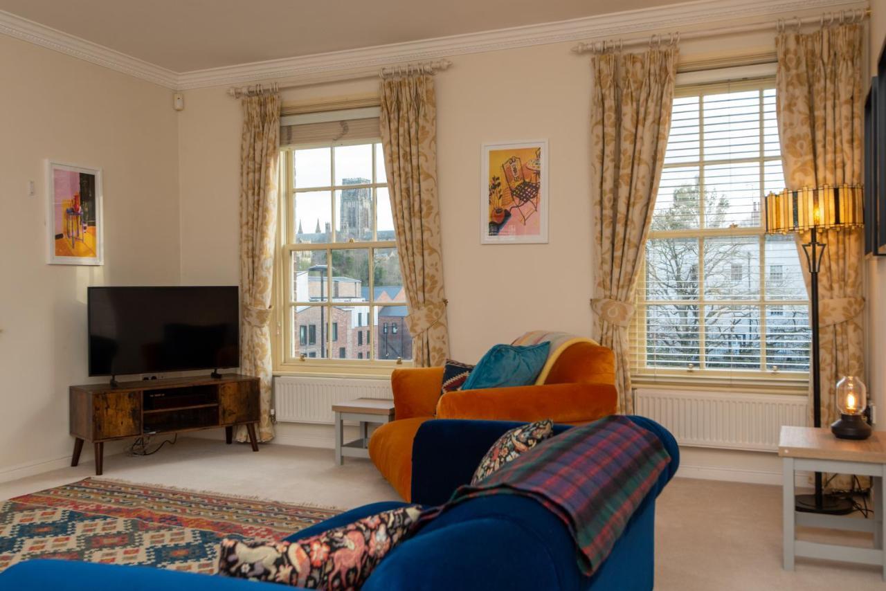 Cathedral Views Apartment เดอรัม ภายนอก รูปภาพ